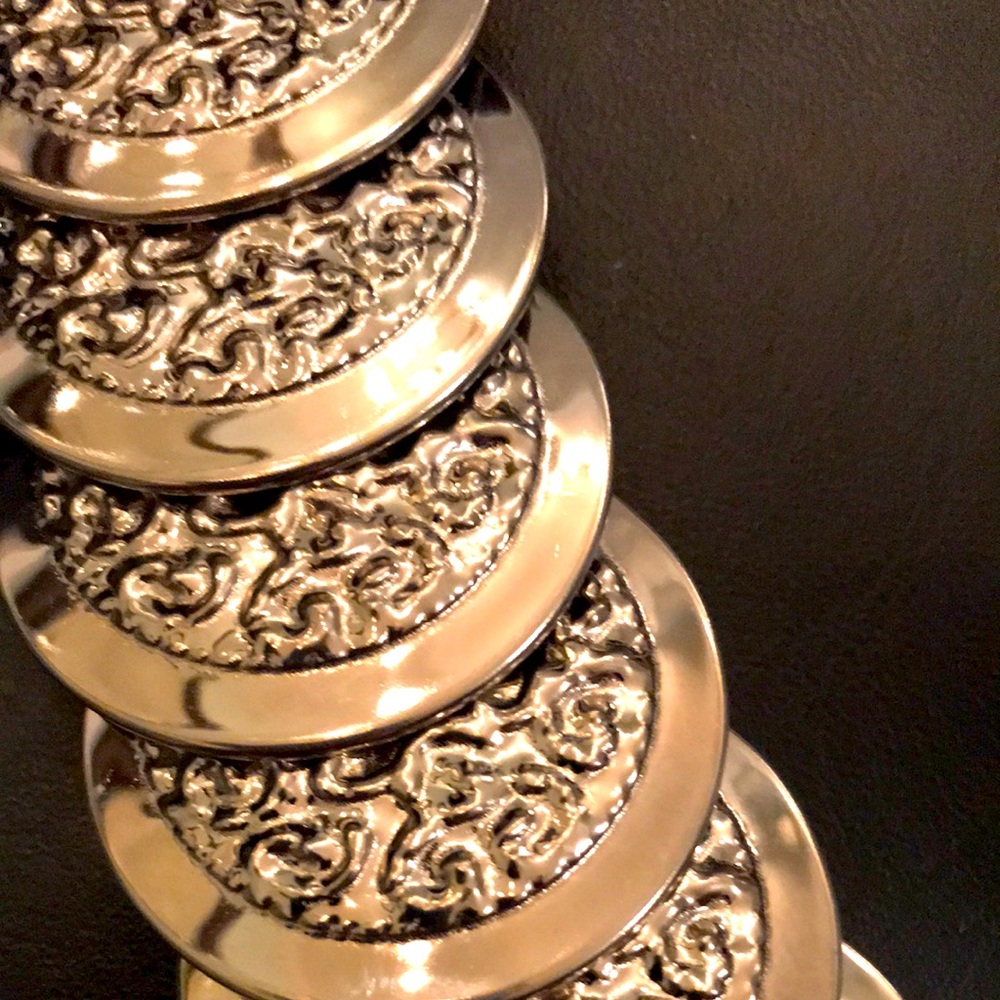 Metallic Jingle Belt!